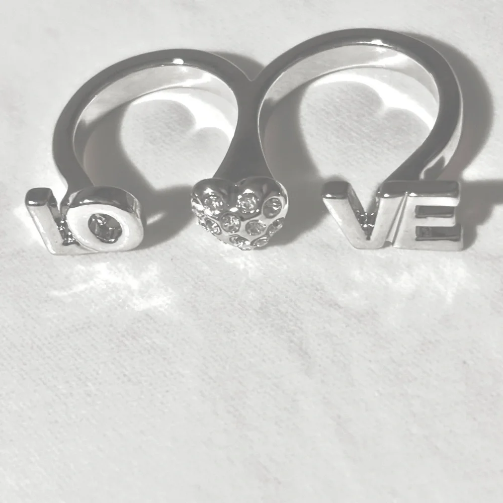 Silver Love Double Ring Size 6-7